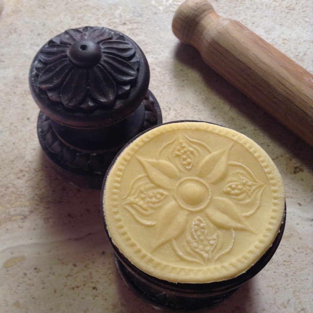 Marcato Lily Corzetti Stamp [made in italy] - Artisan Cooking